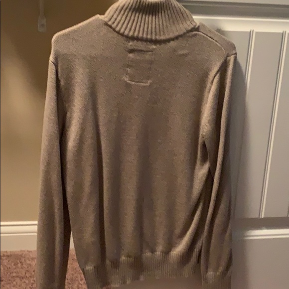 Men’s sweater - Picture 3 of 3
